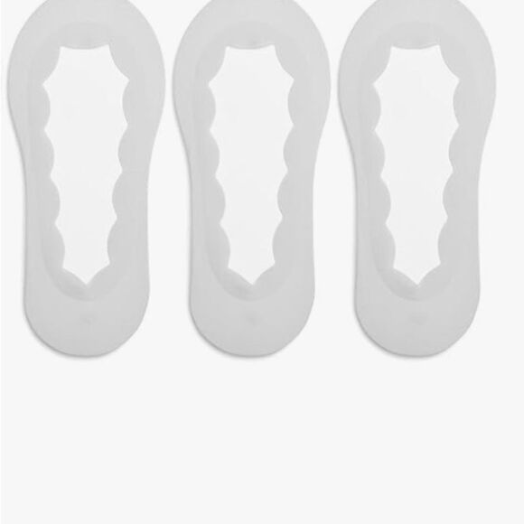 No Show woman’s Non Slip Liner Socks seamless footies Shoe Size 6-8 white 3 pair - Picture 3 of 5